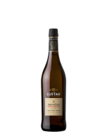 Emilio Lustau Amontillado Los Arcos NV wine bottle shot