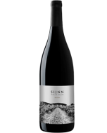 Sijnn Red 2020 wine bottle shot