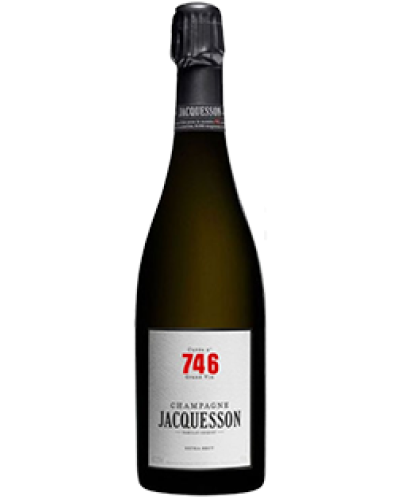 Jacquesson Cuvée 746 Extra-Brut NV champagne bottle shot