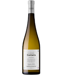 Anselmo Mendes Alvarinho Contacto 2023 wine bottle shot