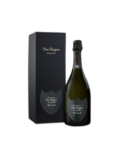 Dom Pérignon Plenitude P2 2006 wine bottle shot