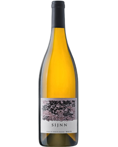 Sijnn White  2015 wine bottle shot