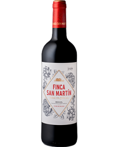  Torre de Oña Finca San Martín Crianza 2020 wine bottle shot